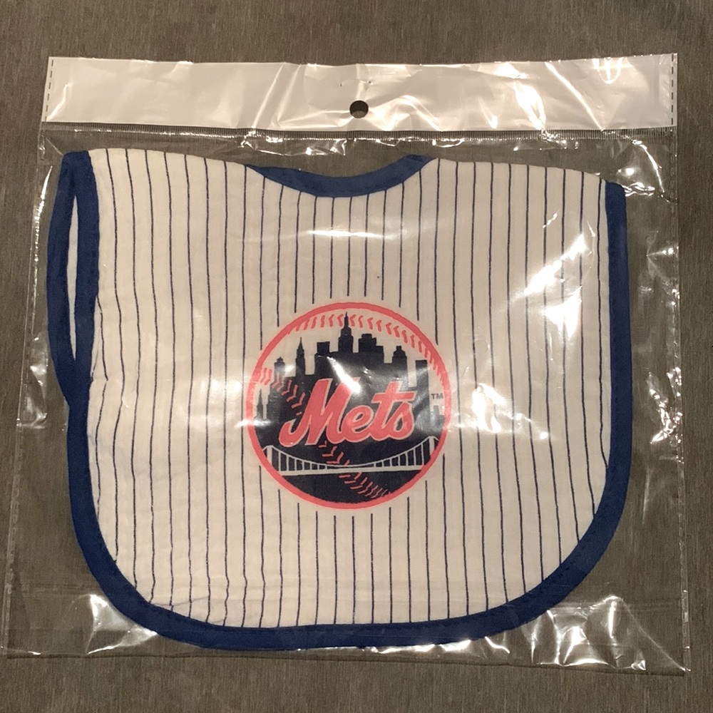 NEW Official Newborn Meta Baseball toddlers accessory bib